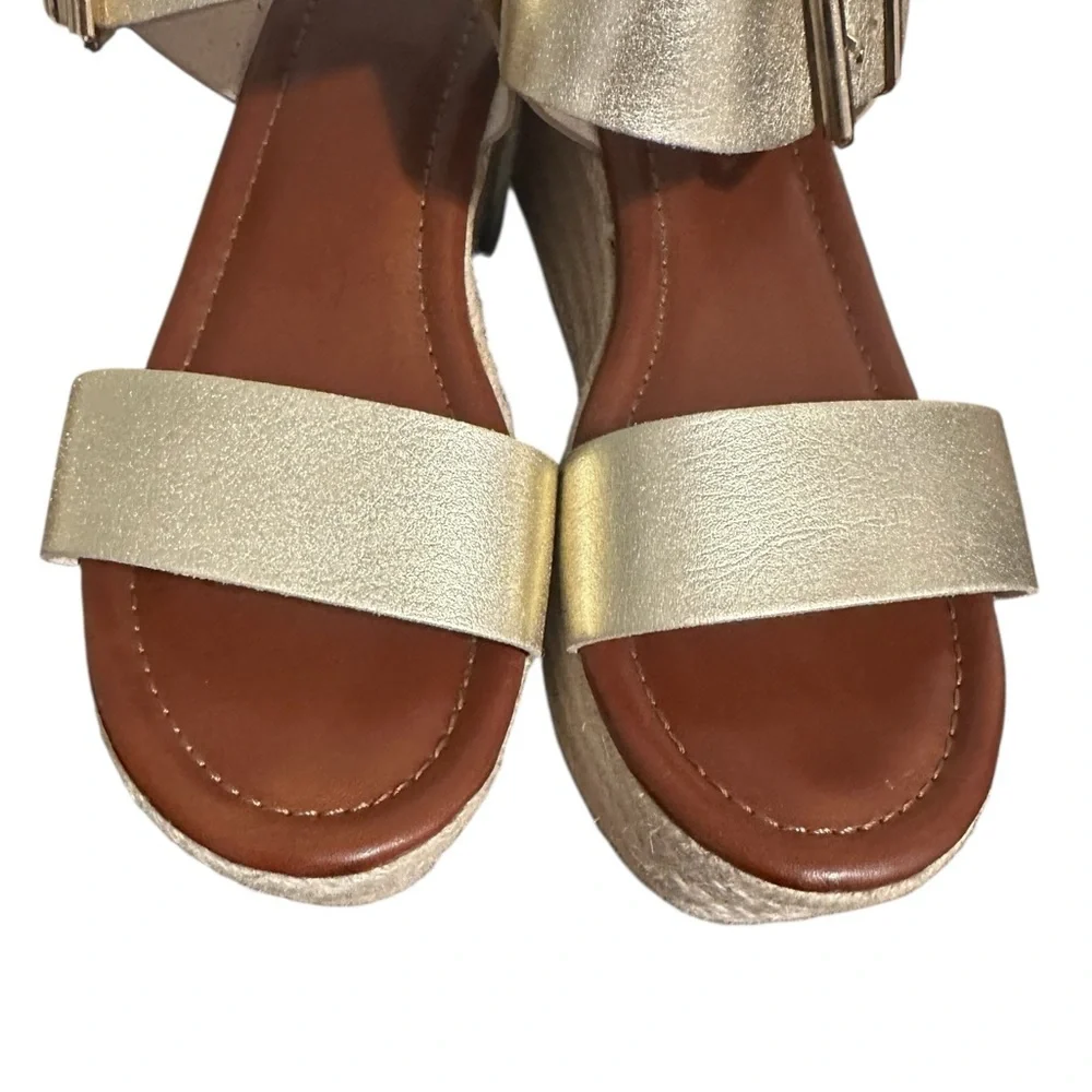 Mossimo Gold Wedge Sandals (9)